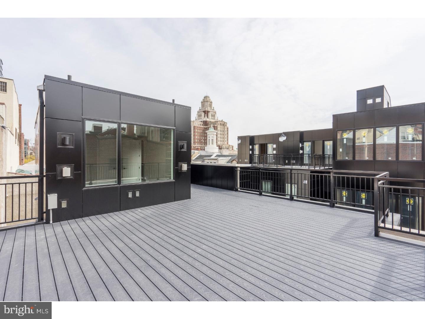 SOCIETY HILL - Residential