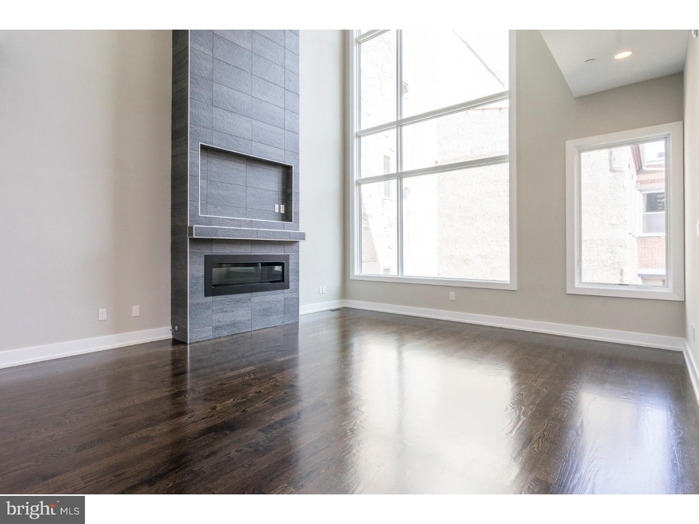 SOCIETY HILL - Residential