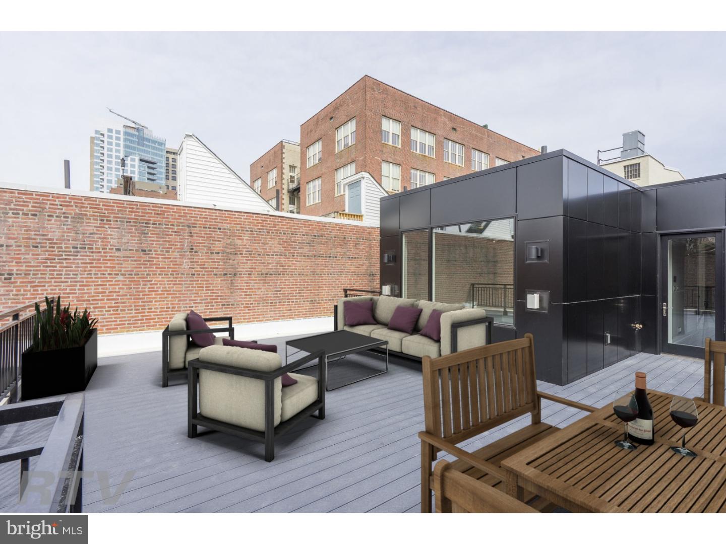 SOCIETY HILL - Residential