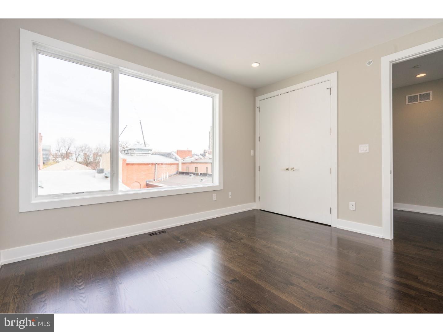 SOCIETY HILL - Residential