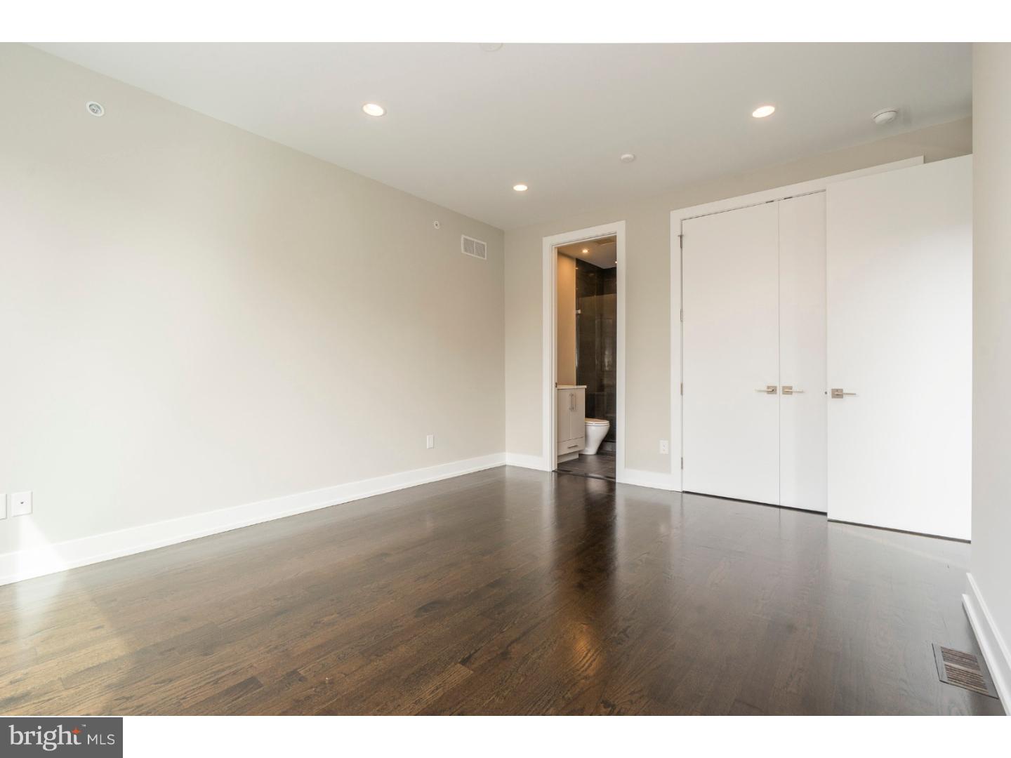 SOCIETY HILL - Residential