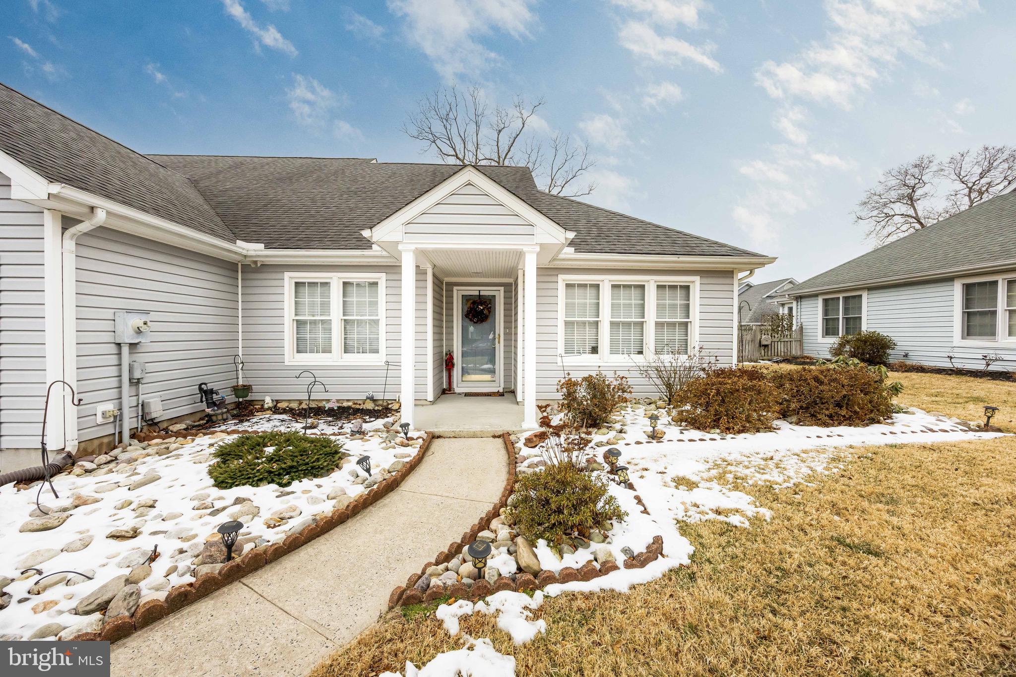 SCHUMAKER MANOR - Residential