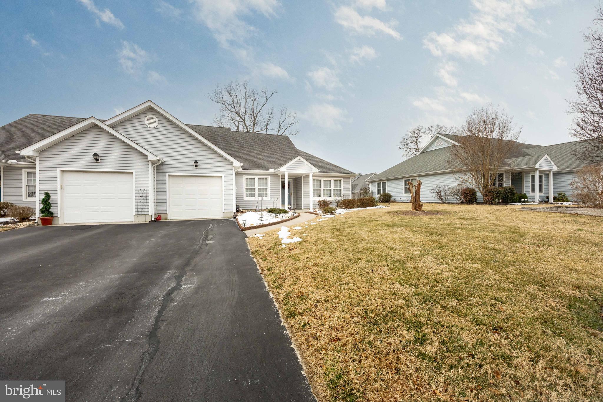 SCHUMAKER MANOR - Residential