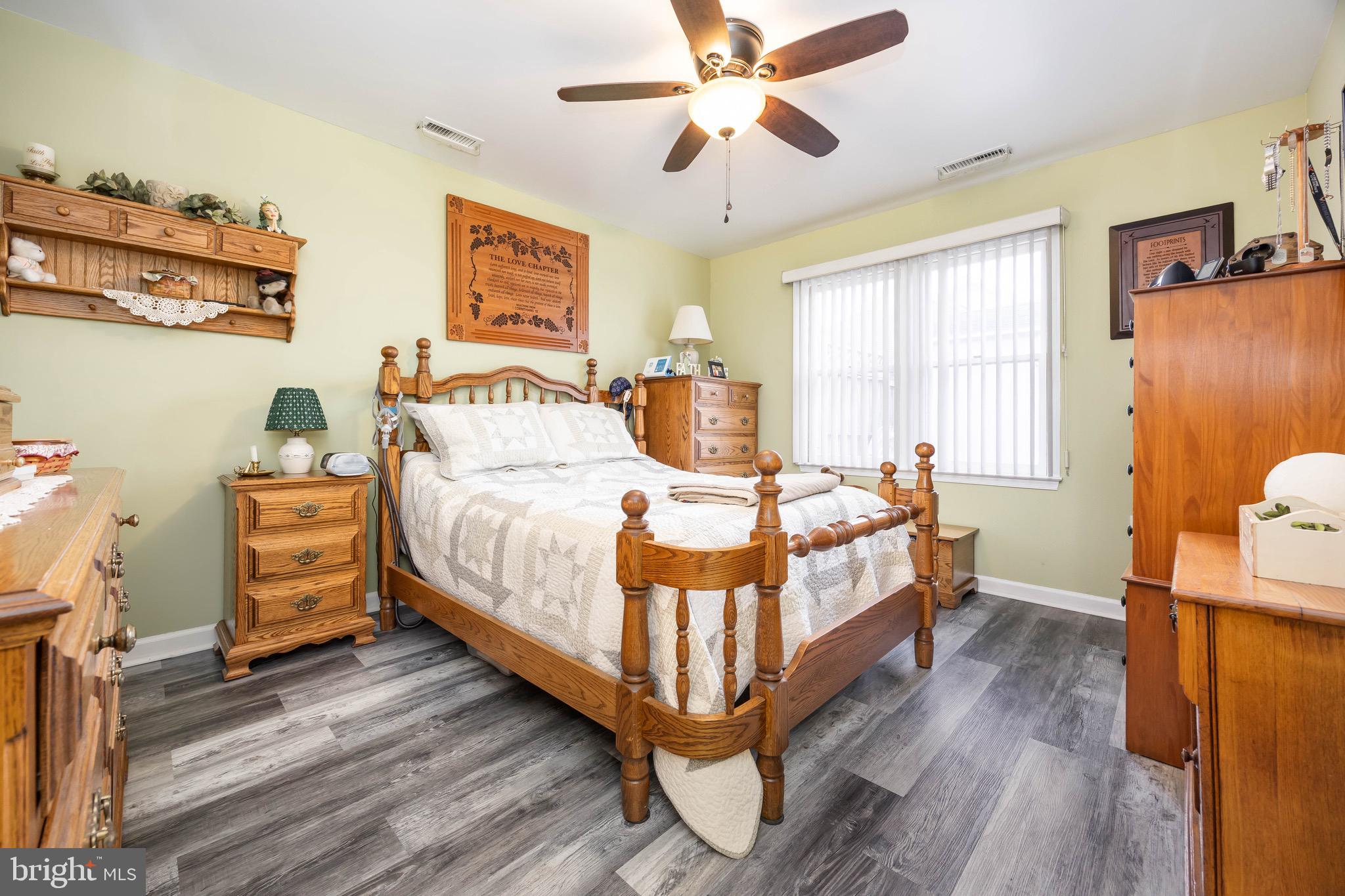 SCHUMAKER MANOR - Residential