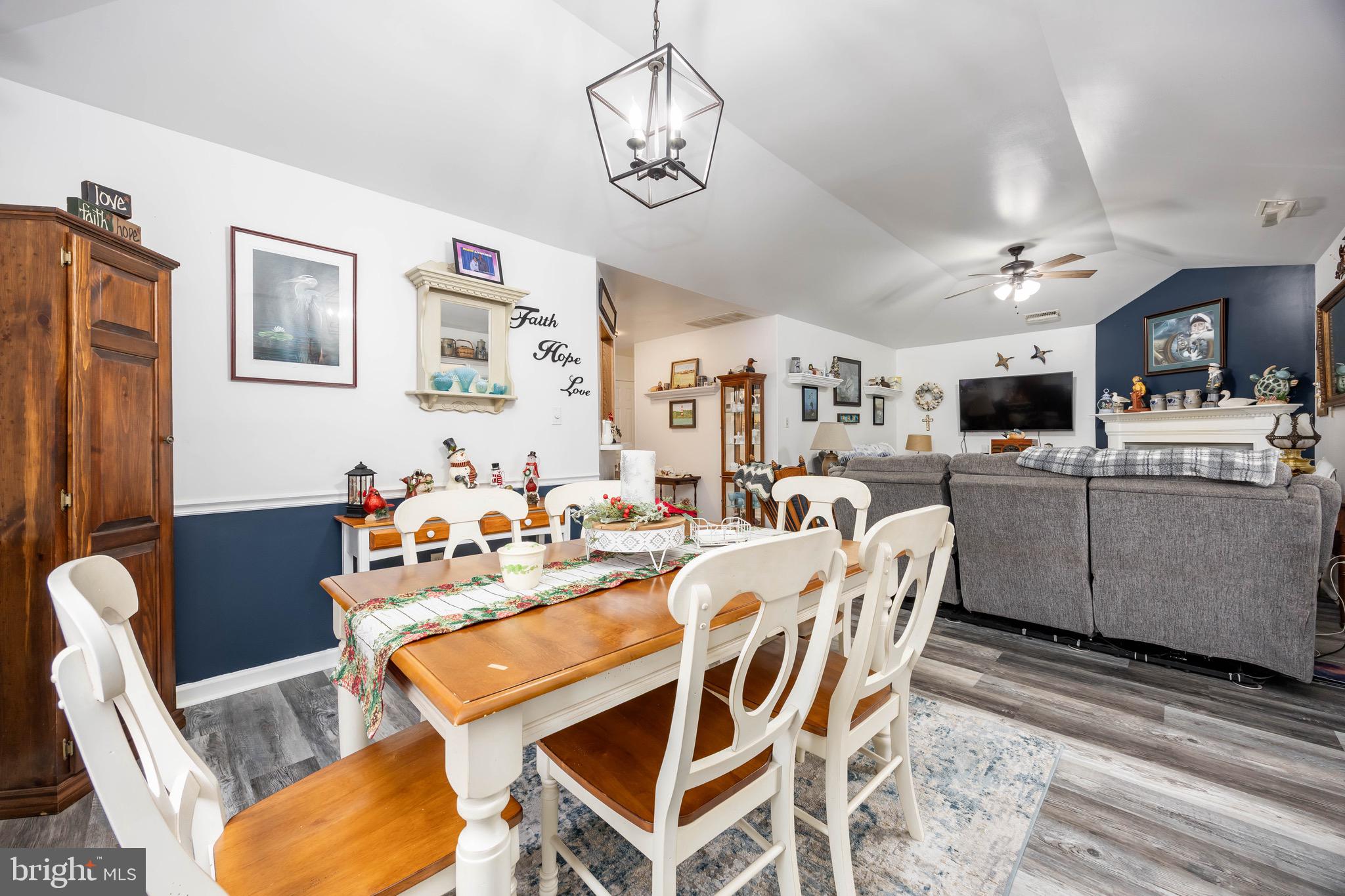 SCHUMAKER MANOR - Residential