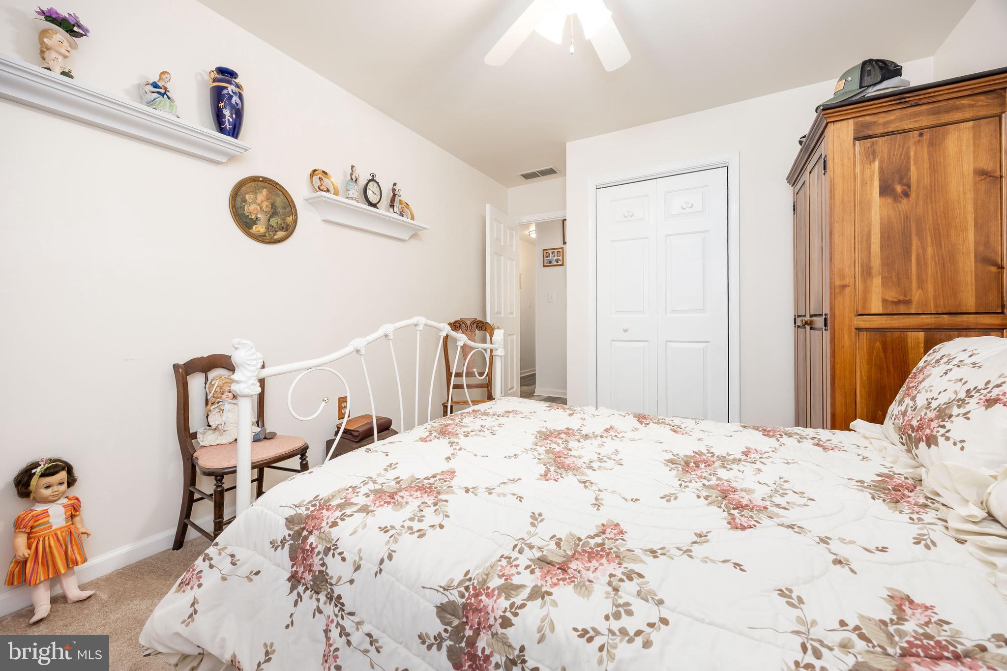 SCHUMAKER MANOR - Residential