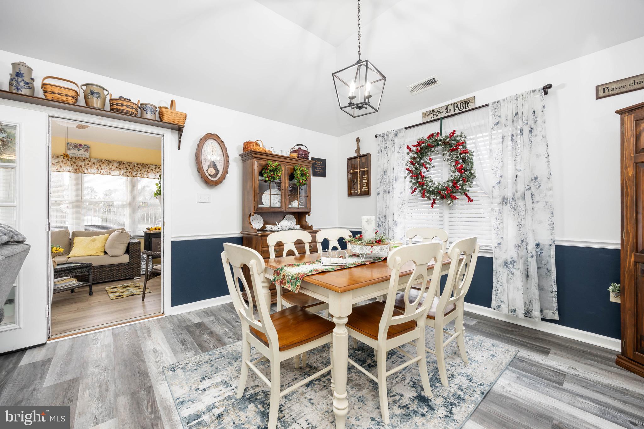 SCHUMAKER MANOR - Residential