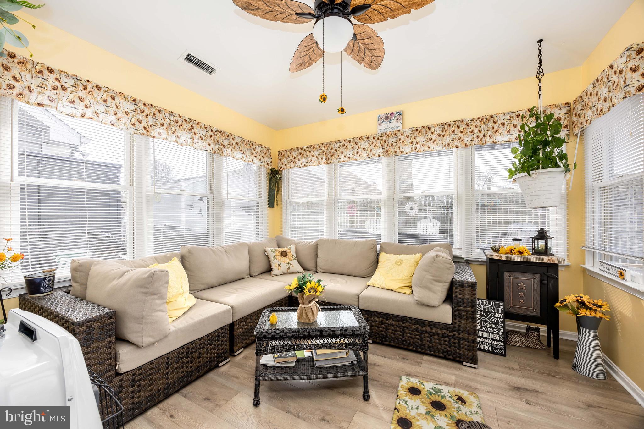 SCHUMAKER MANOR - Residential