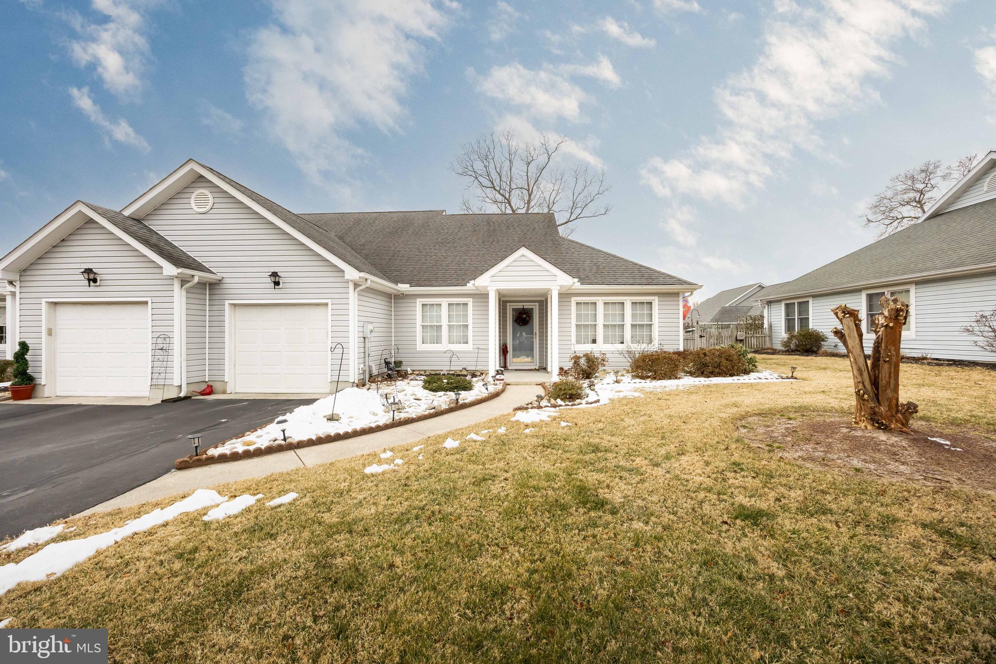 SCHUMAKER MANOR - Residential