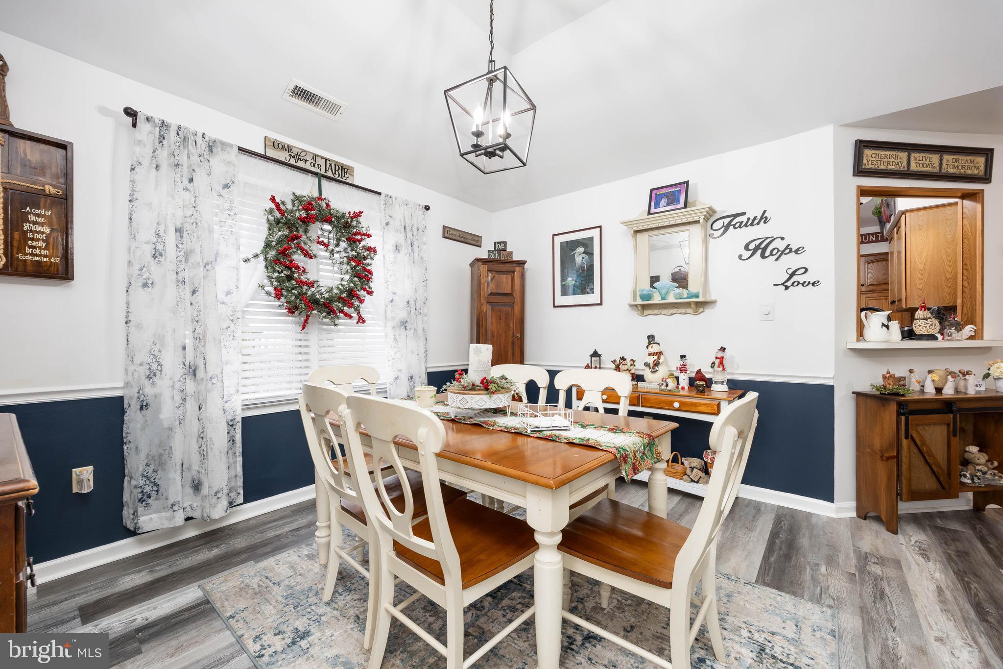 SCHUMAKER MANOR - Residential