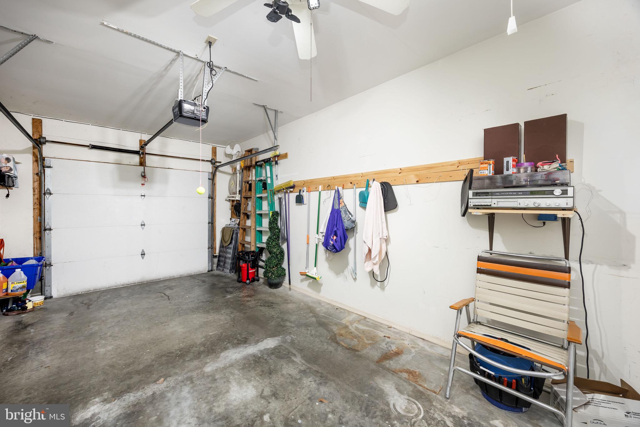 SCHUMAKER MANOR - Residential