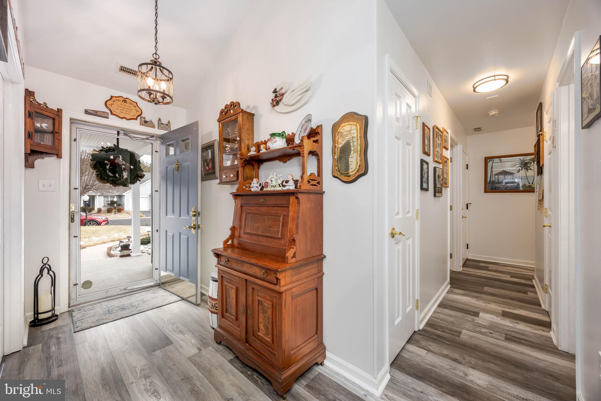 SCHUMAKER MANOR - Residential