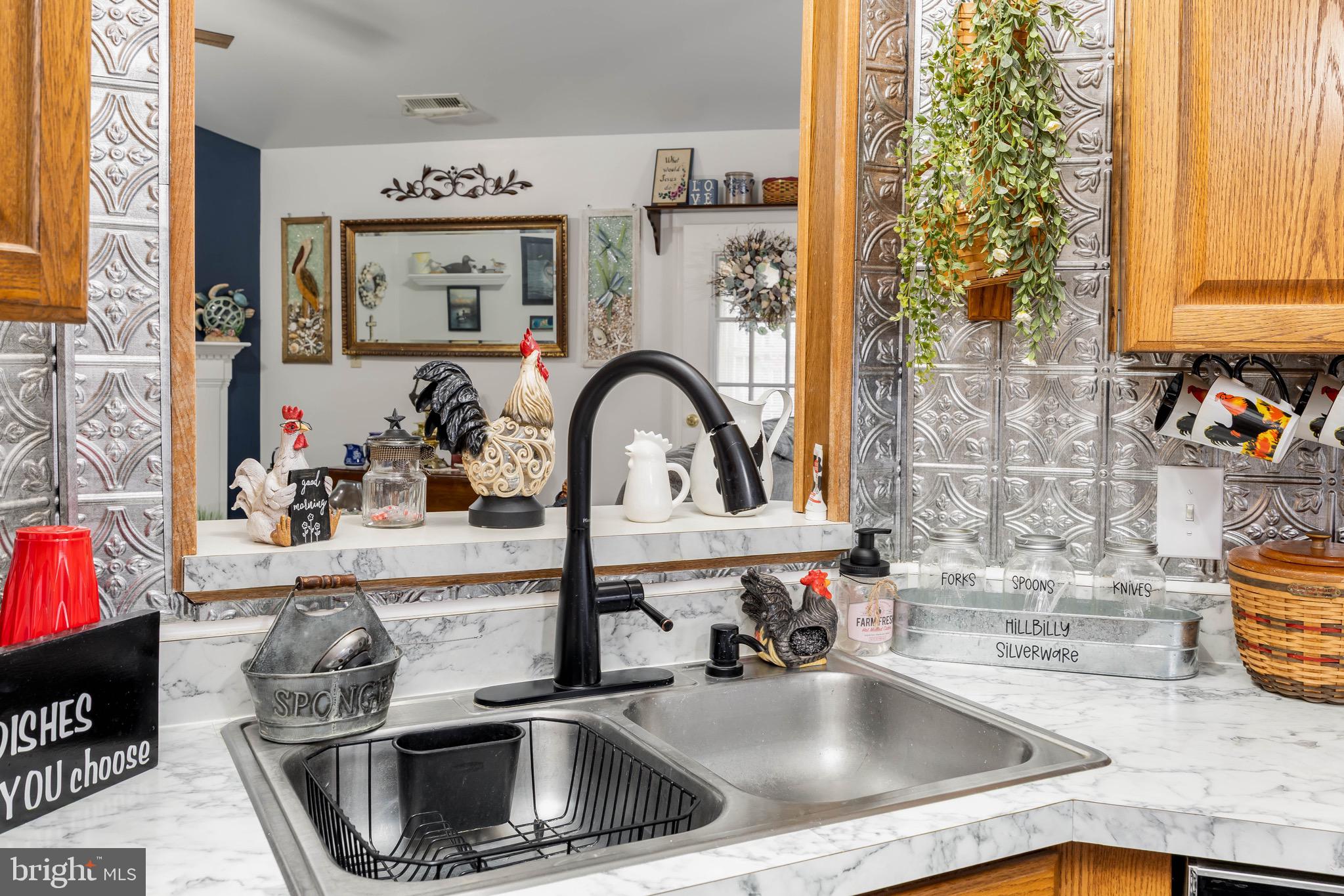 SCHUMAKER MANOR - Residential