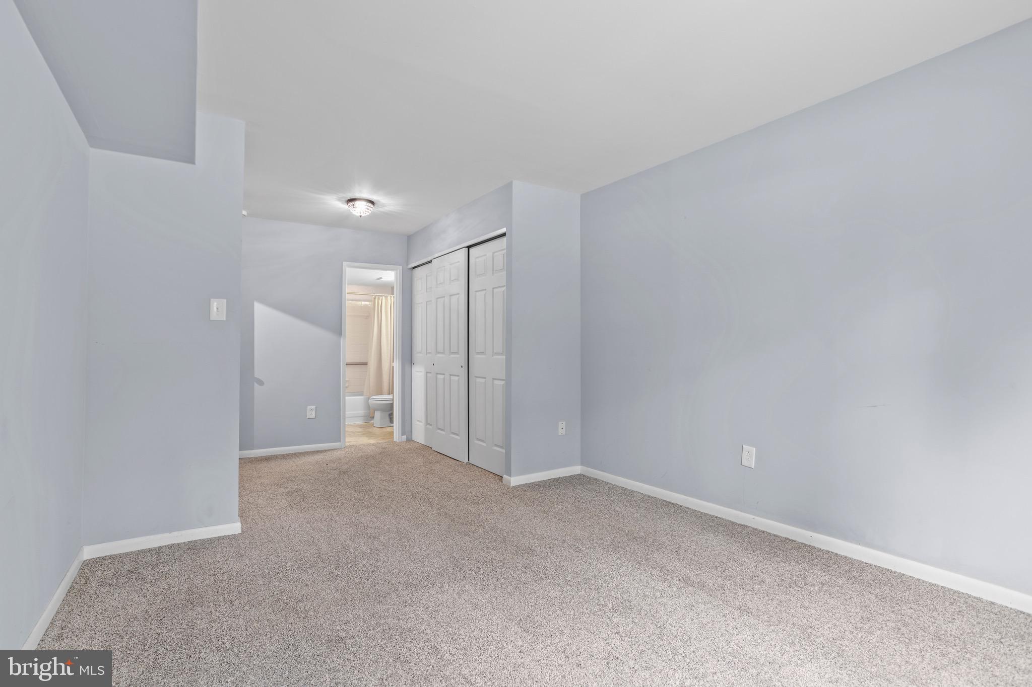 PAINTERS CROSSING - Residential Lease