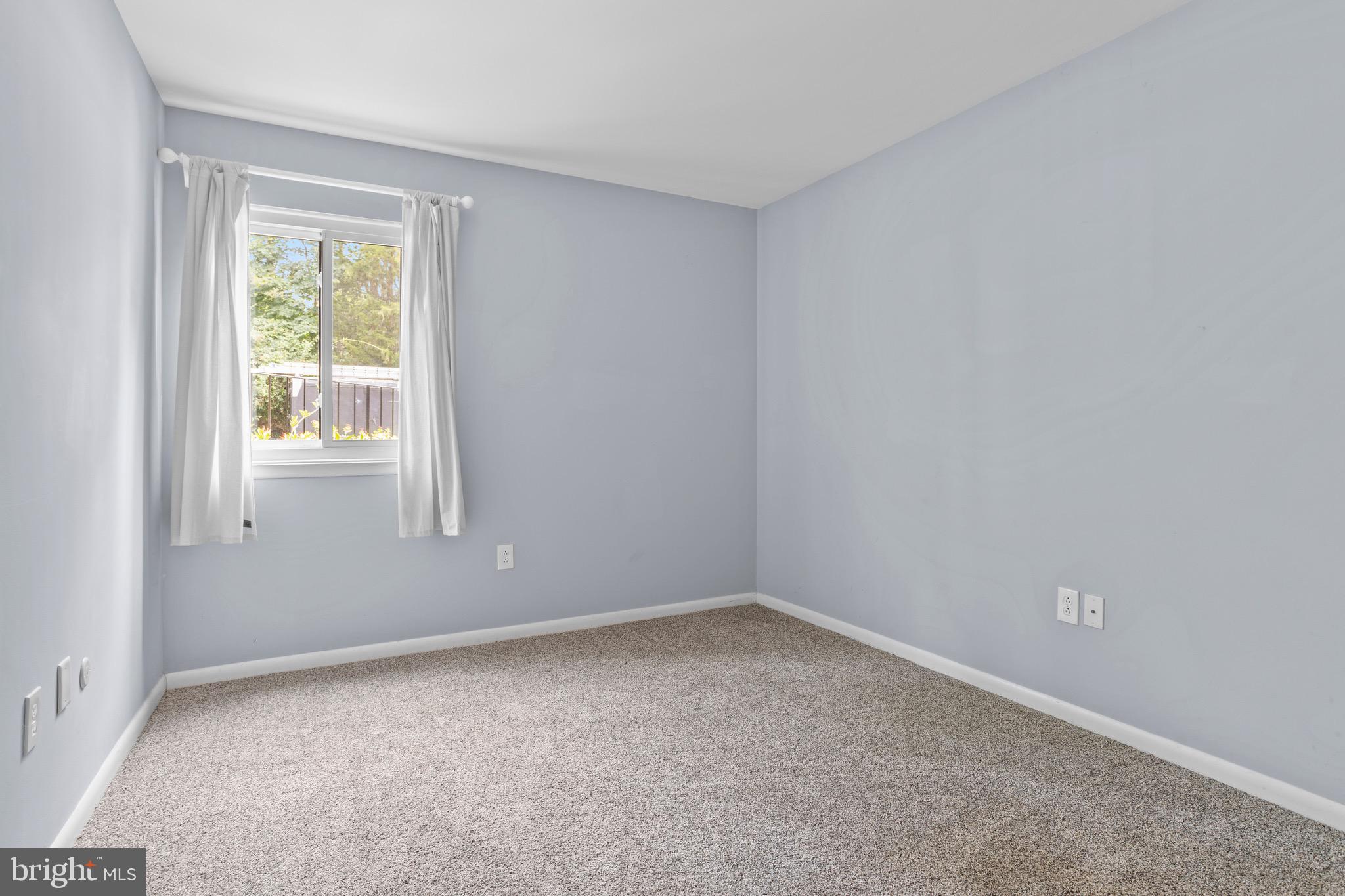 PAINTERS CROSSING - Residential Lease