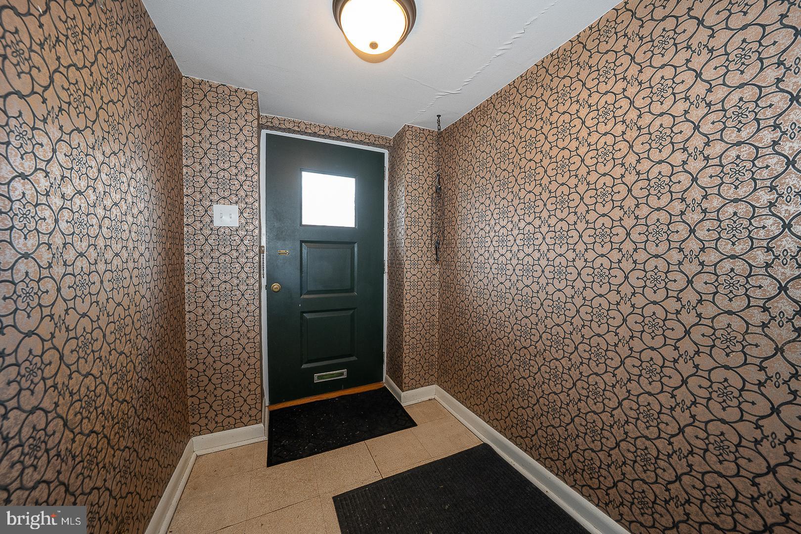 130 IVY COURT