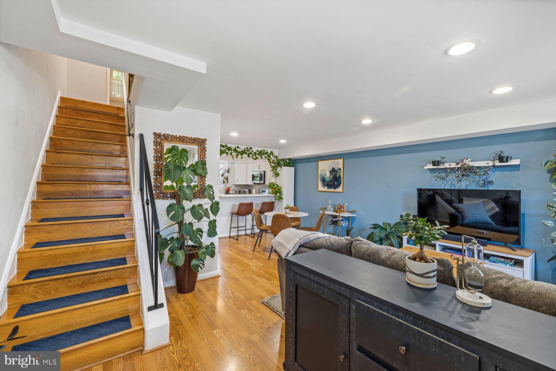 3743 INGALLS AVENUE
