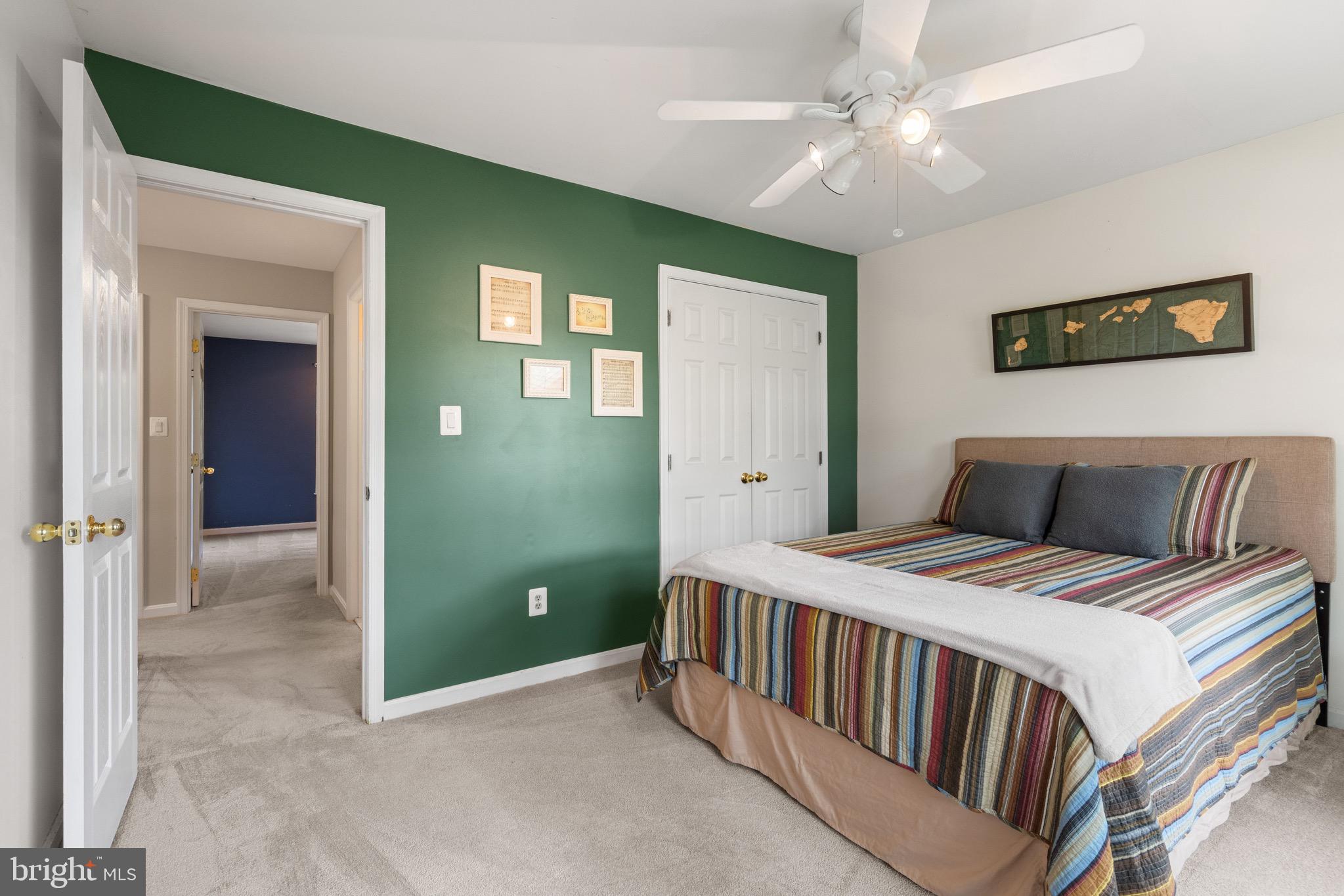LIFESTYLE AT SULLY STATION - Residential