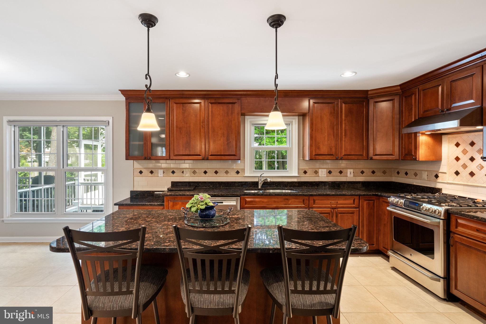 LIFESTYLE AT SULLY STATION - Residential