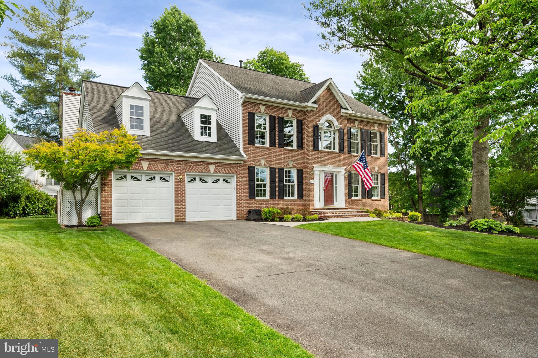 LIFESTYLE AT SULLY STATION - Residential
