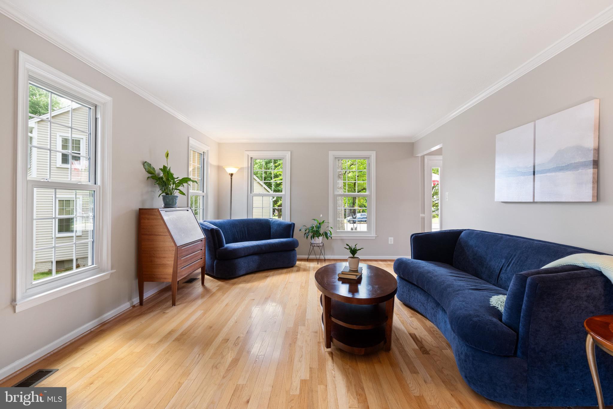 LIFESTYLE AT SULLY STATION - Residential