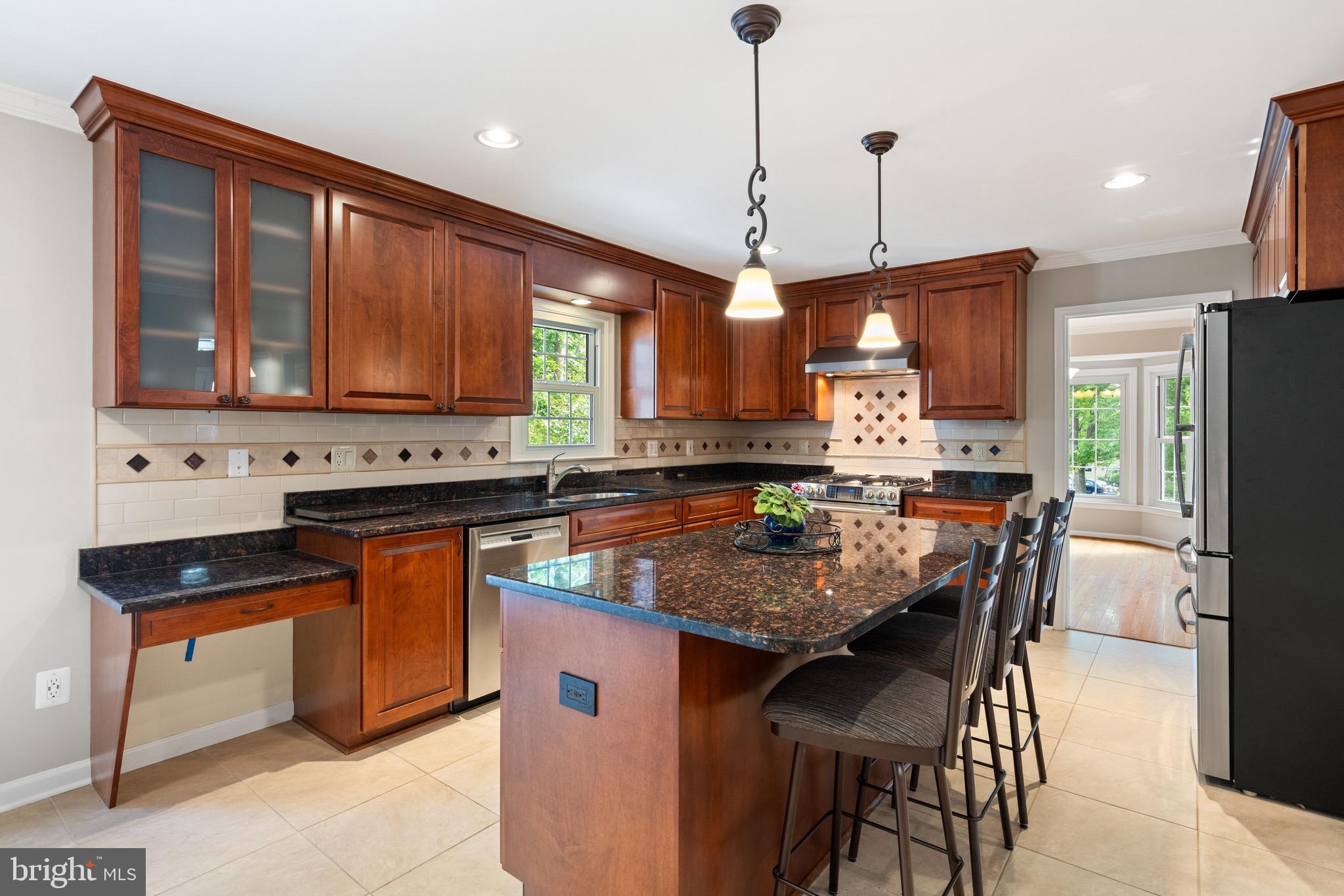 LIFESTYLE AT SULLY STATION - Residential
