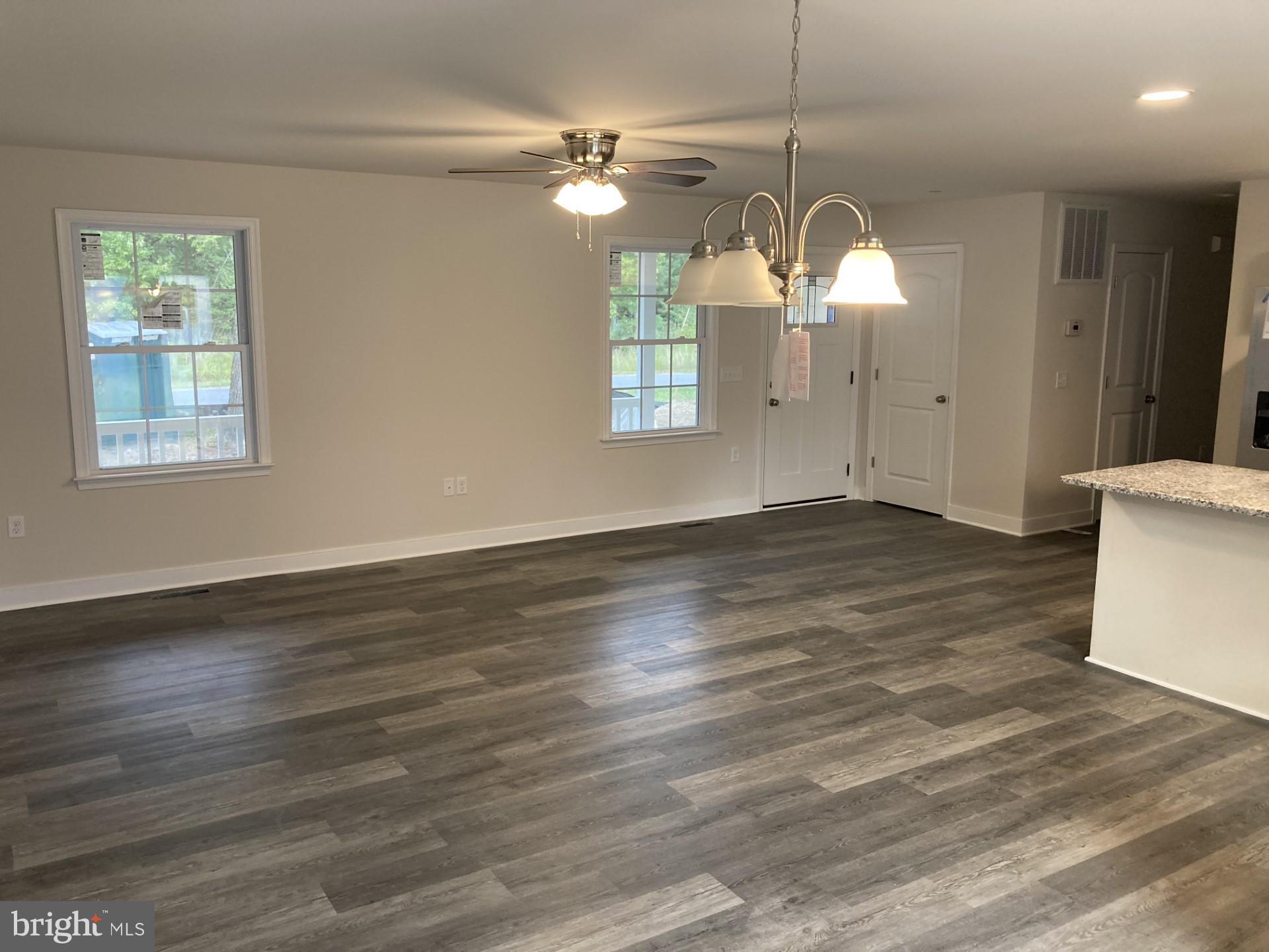 WESTMORELAND SHORES - Residential