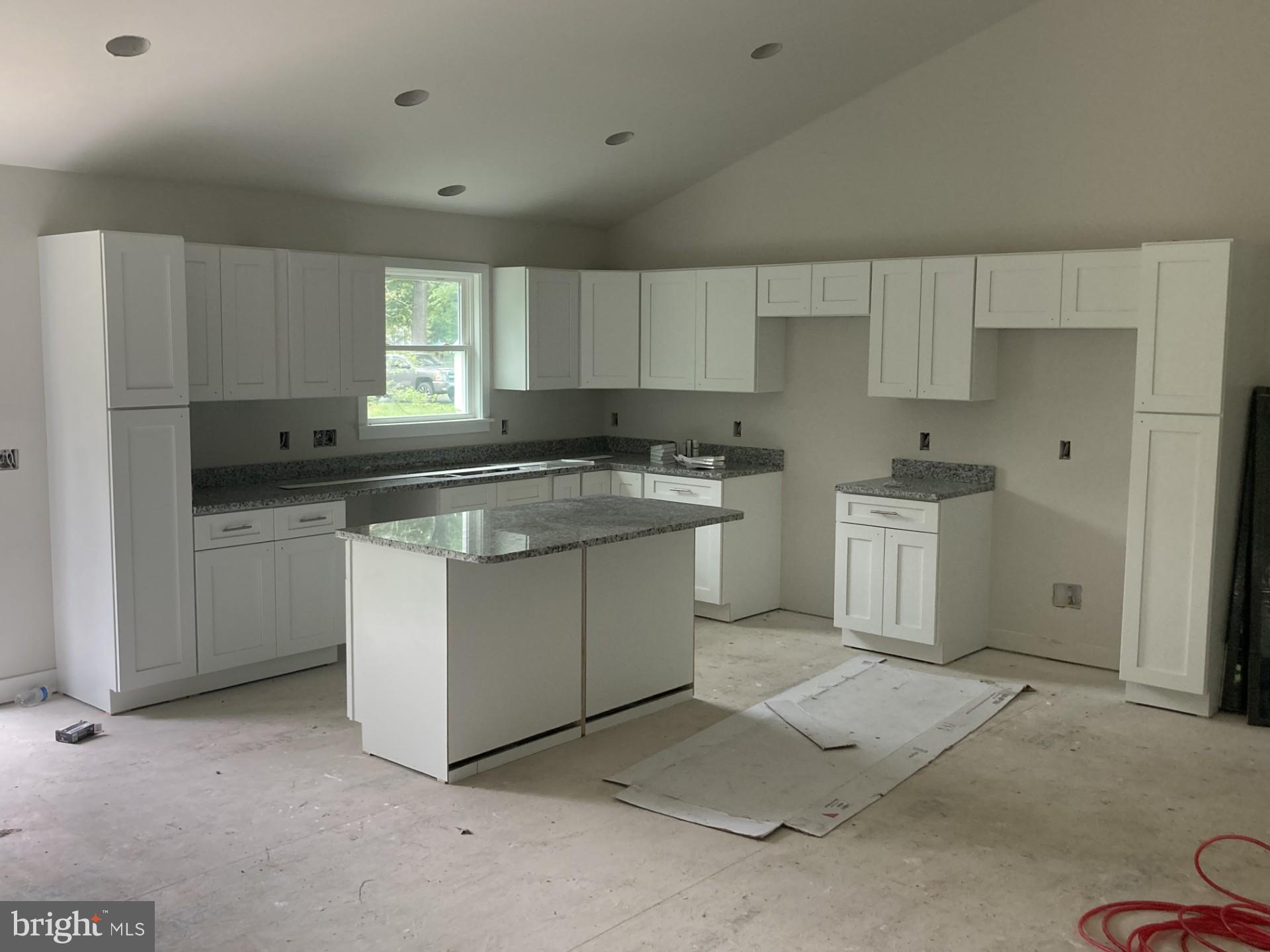 WESTMORELAND SHORES - Residential