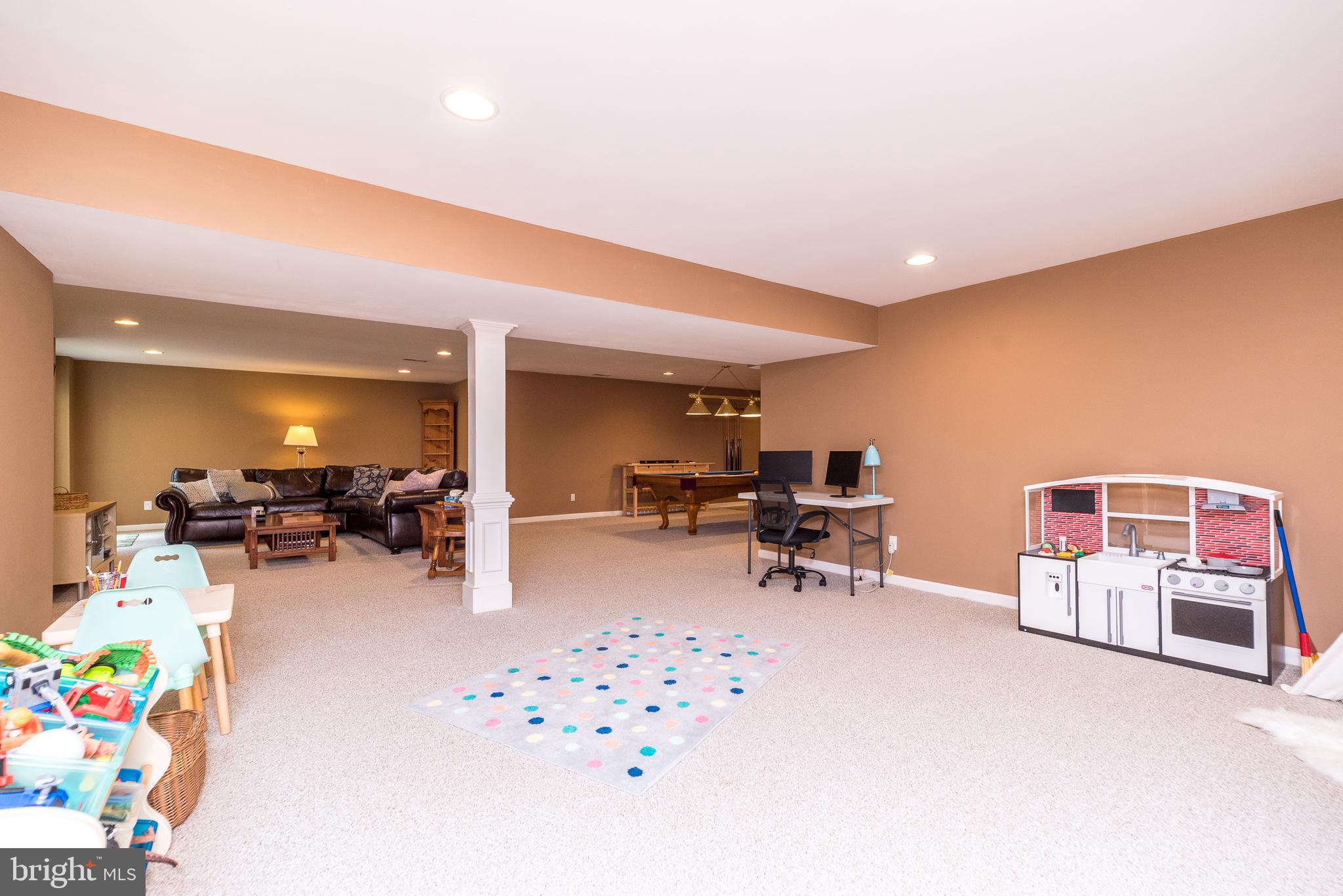 CHESTNUT CREEK - Residential