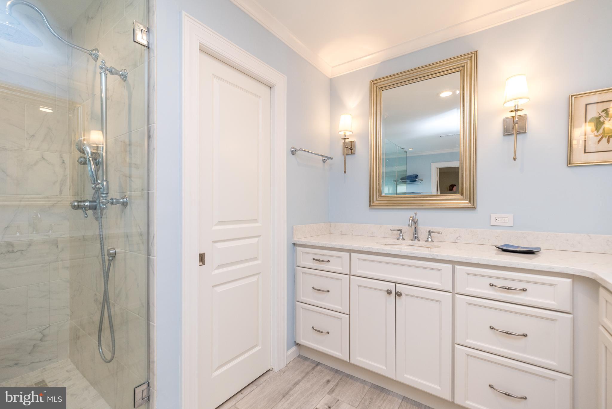 CHESTNUT CREEK - Residential