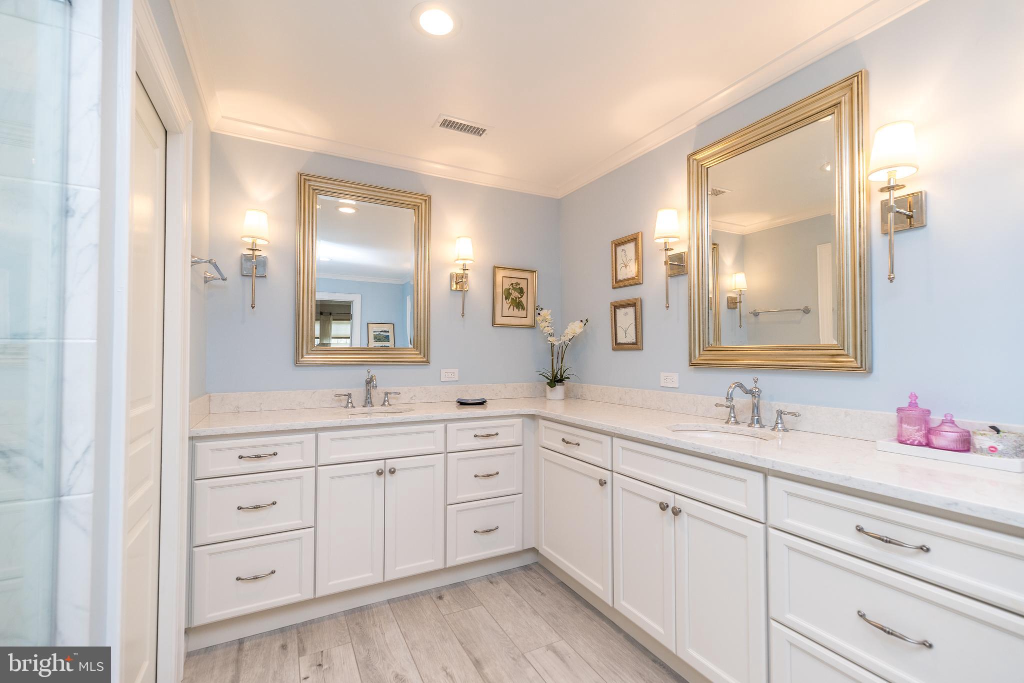 CHESTNUT CREEK - Residential