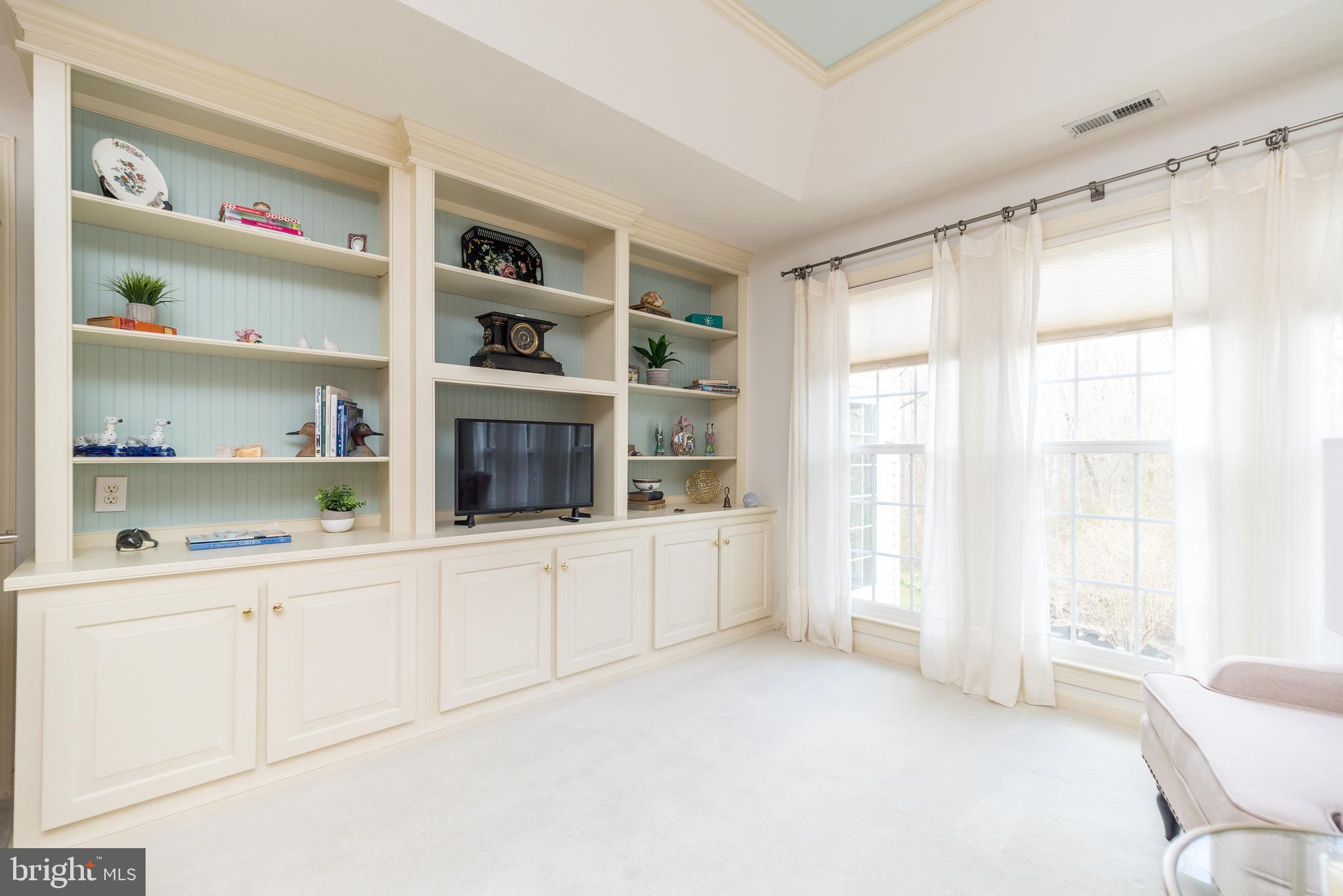 CHESTNUT CREEK - Residential