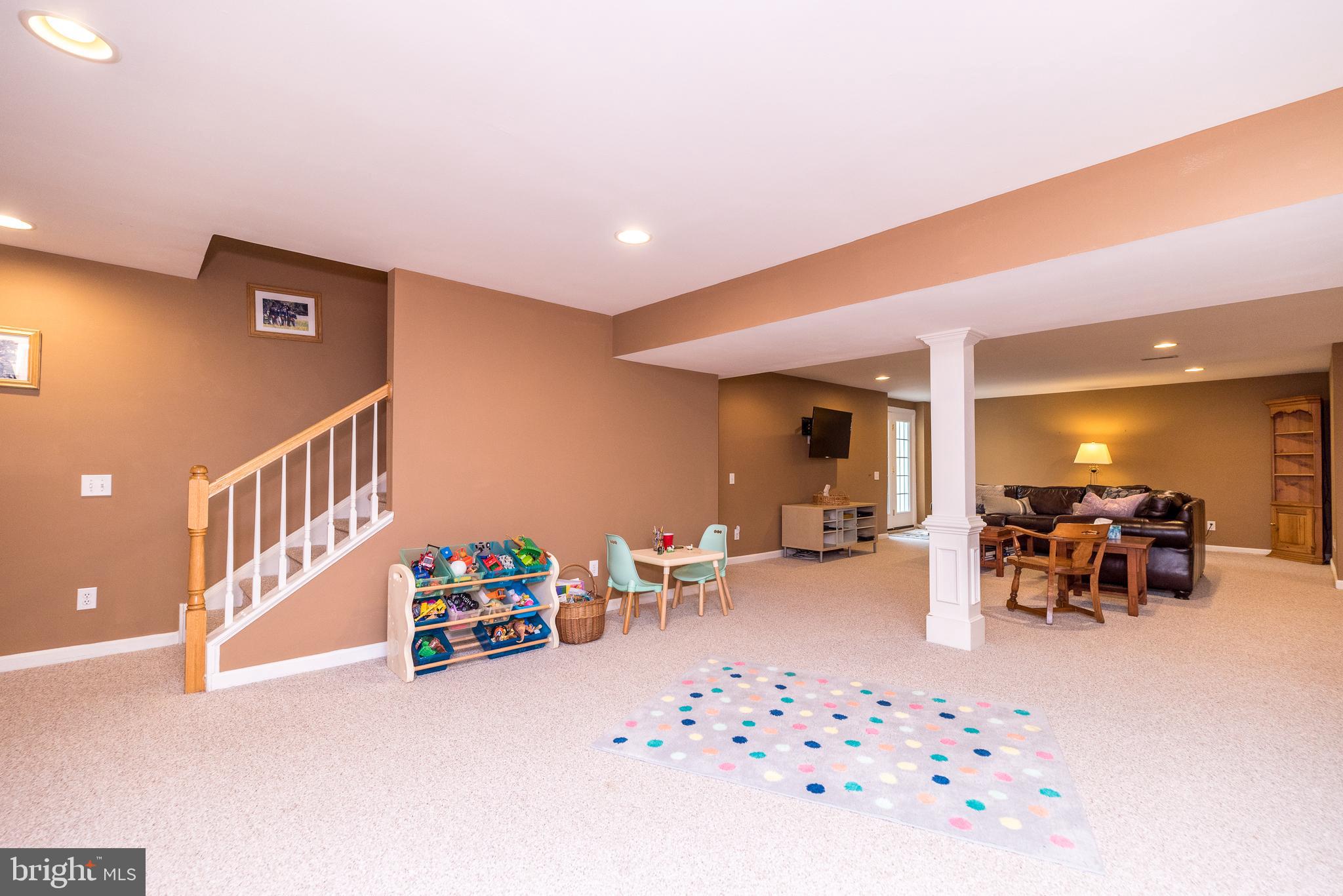 CHESTNUT CREEK - Residential