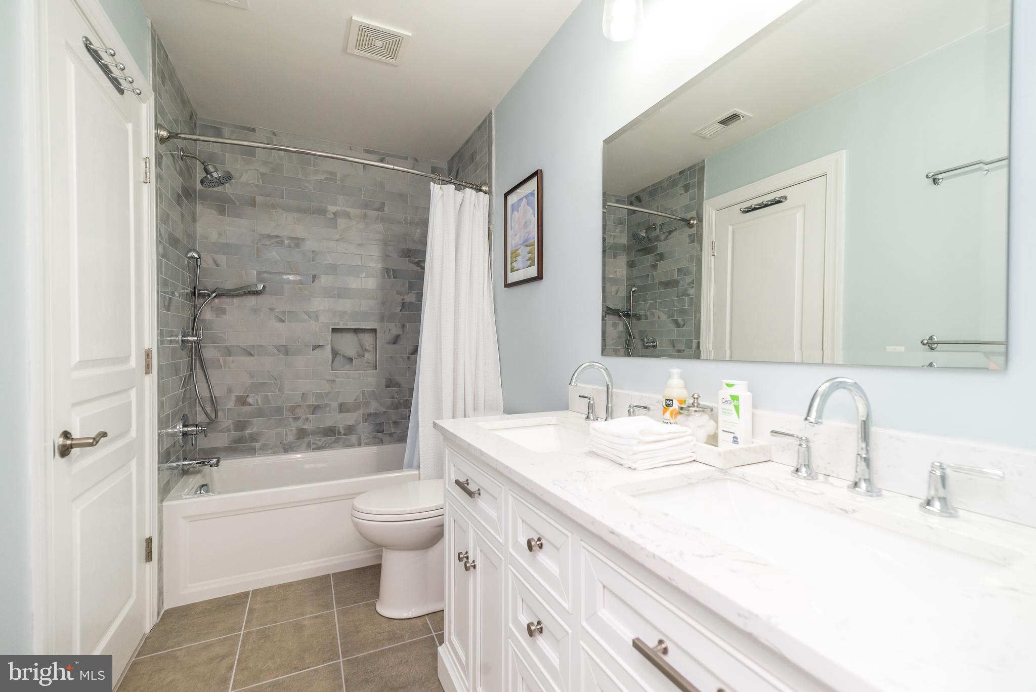 CHESTNUT CREEK - Residential