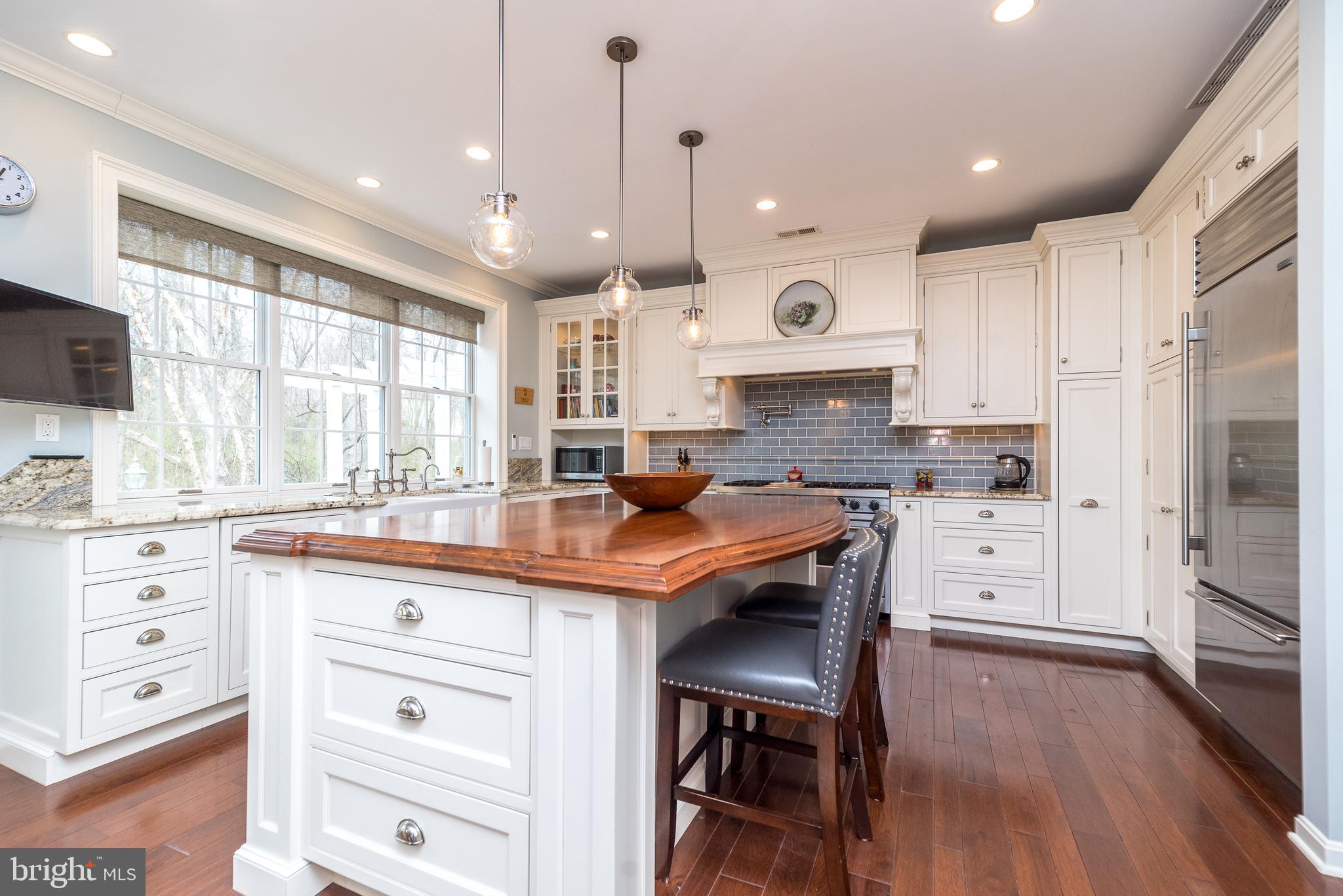 CHESTNUT CREEK - Residential