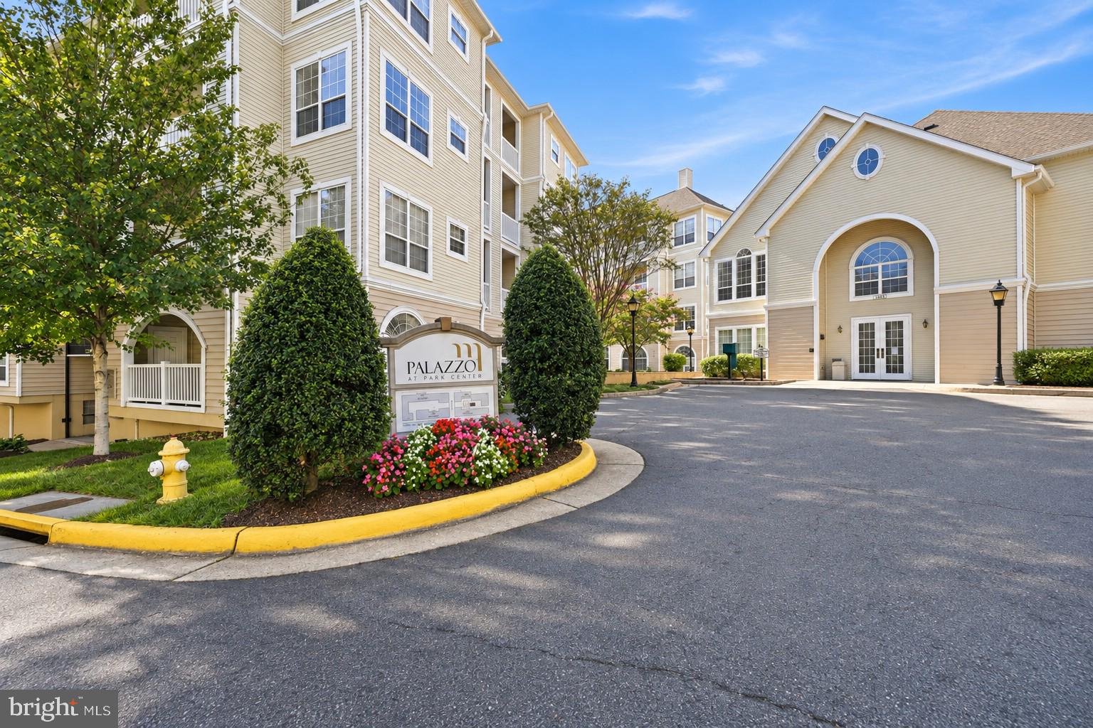 4550 STRUTFIELD LANE 2403