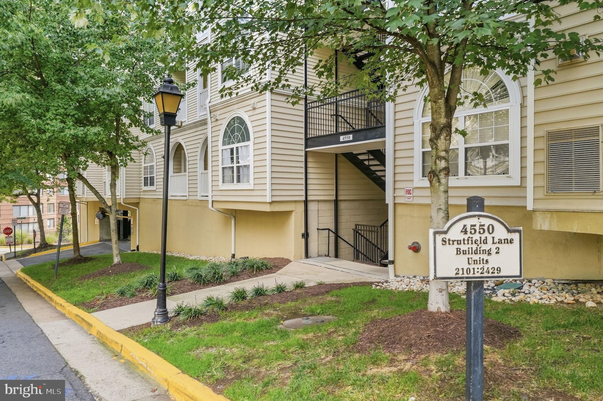 4550 STRUTFIELD LANE 2403