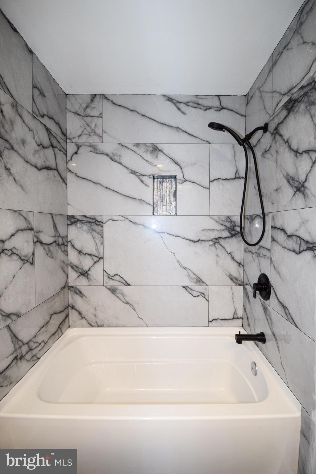 ROSEDALE - Residential