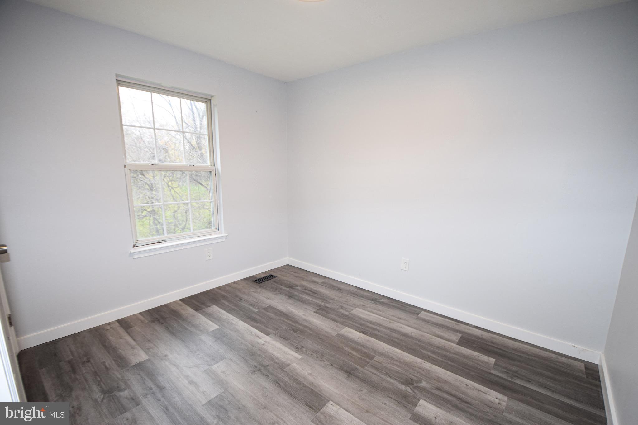 ROSEDALE - Residential