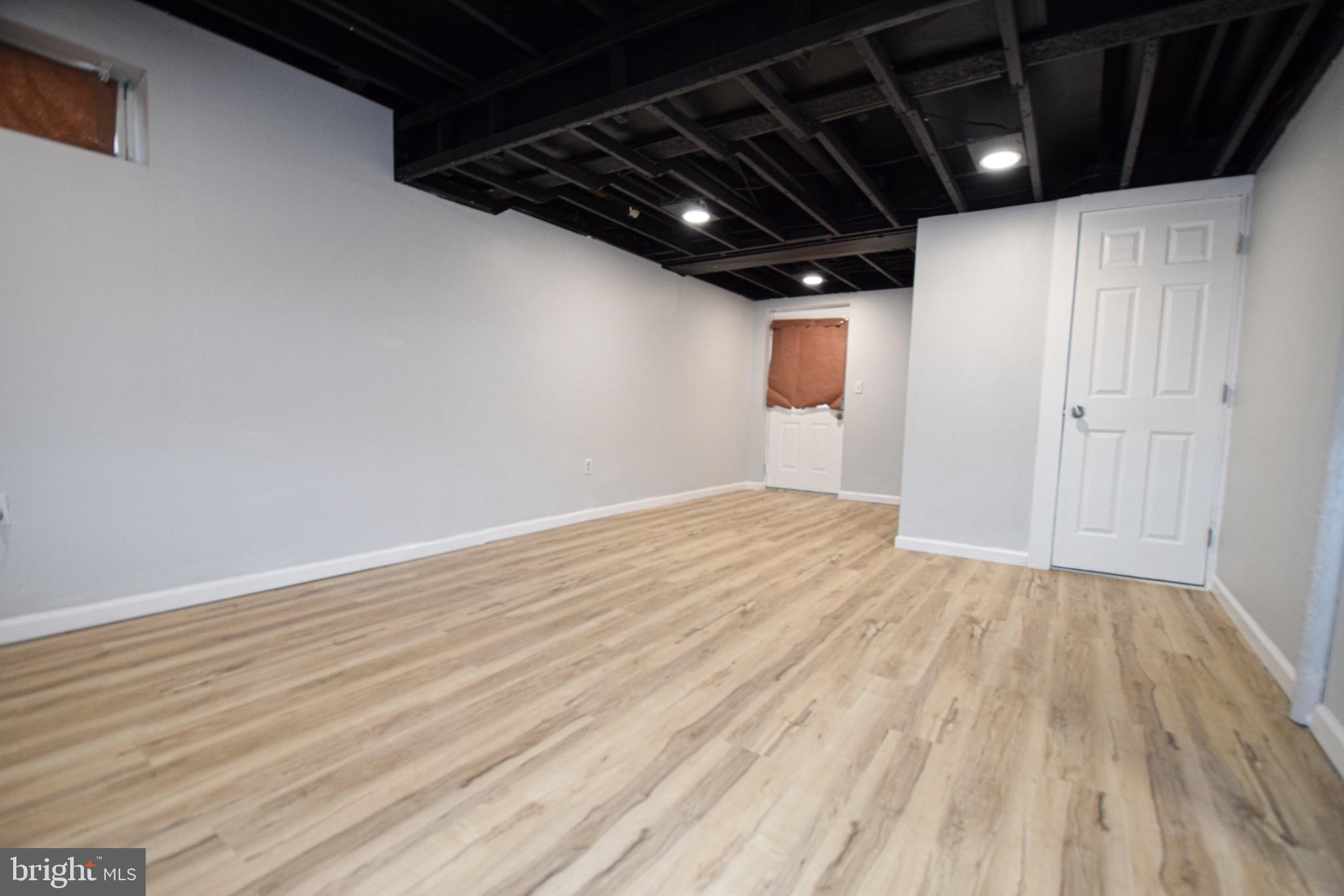 ROSEDALE - Residential