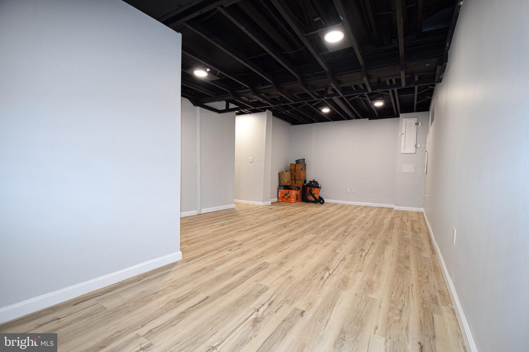 ROSEDALE - Residential