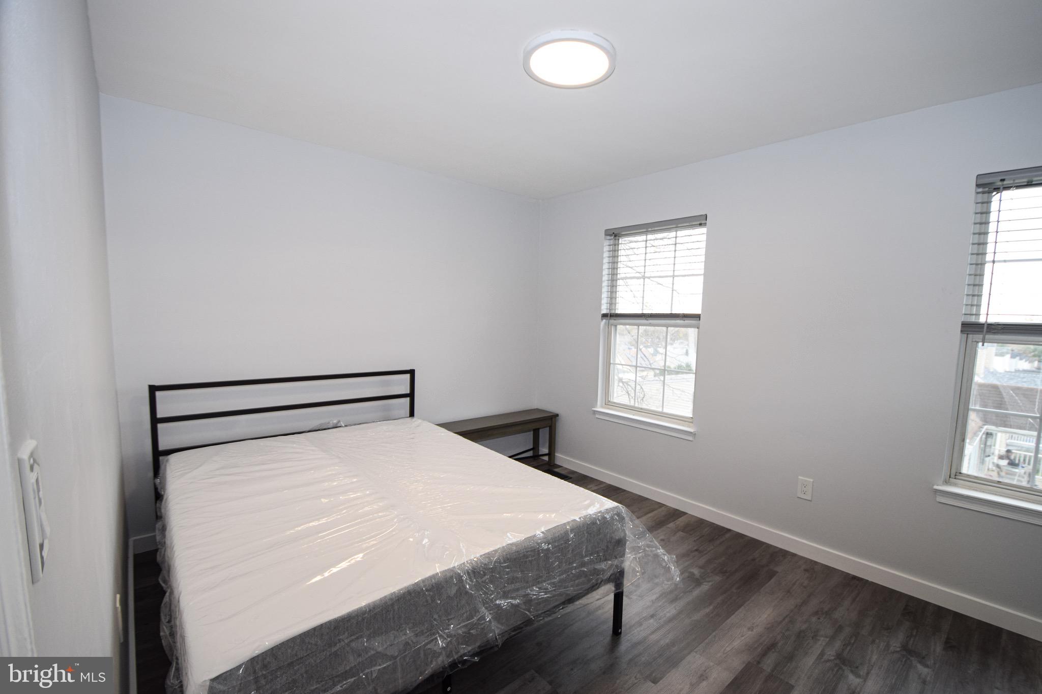 ROSEDALE - Residential