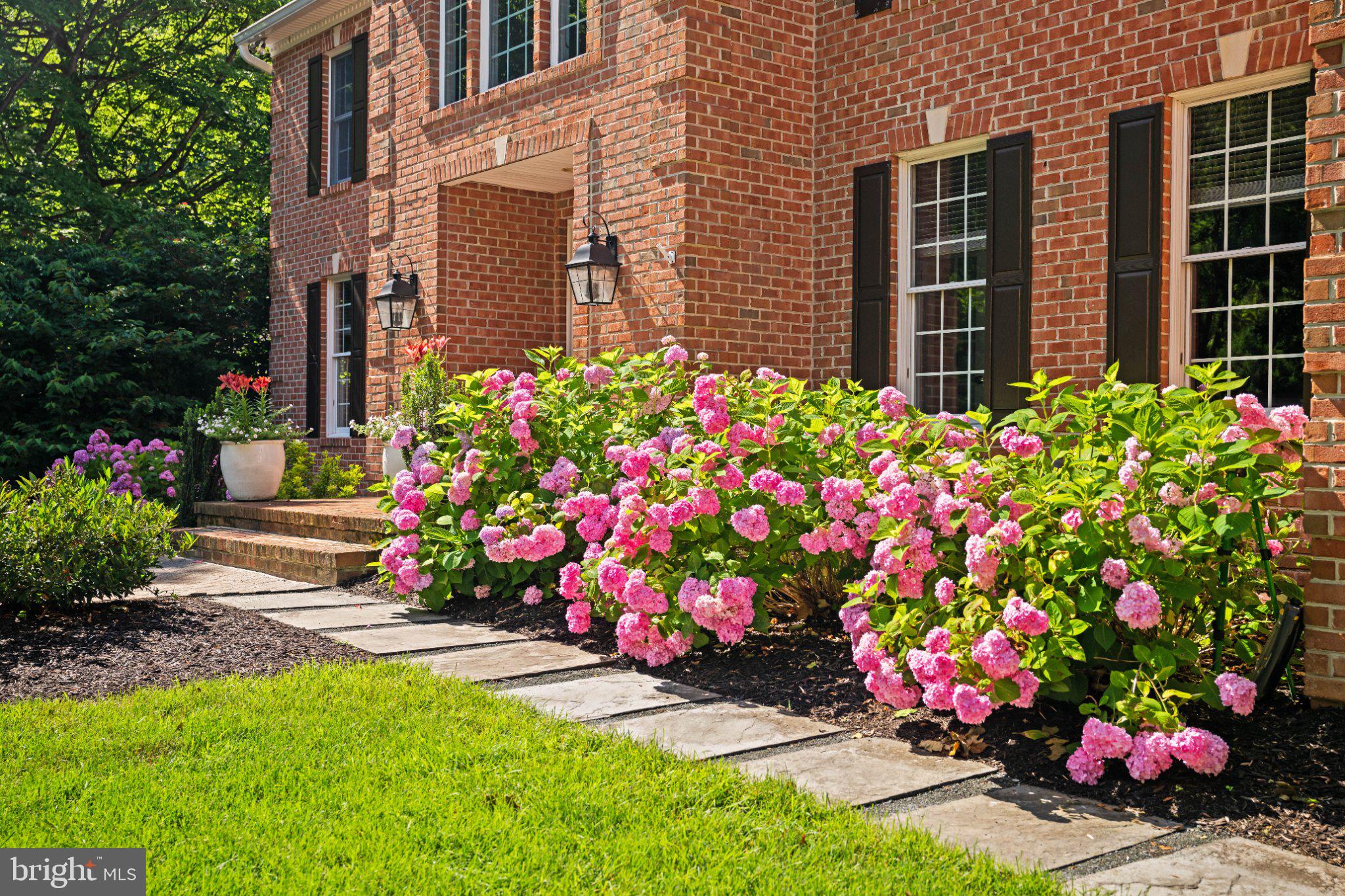234 MEADOWGATE DRIVE