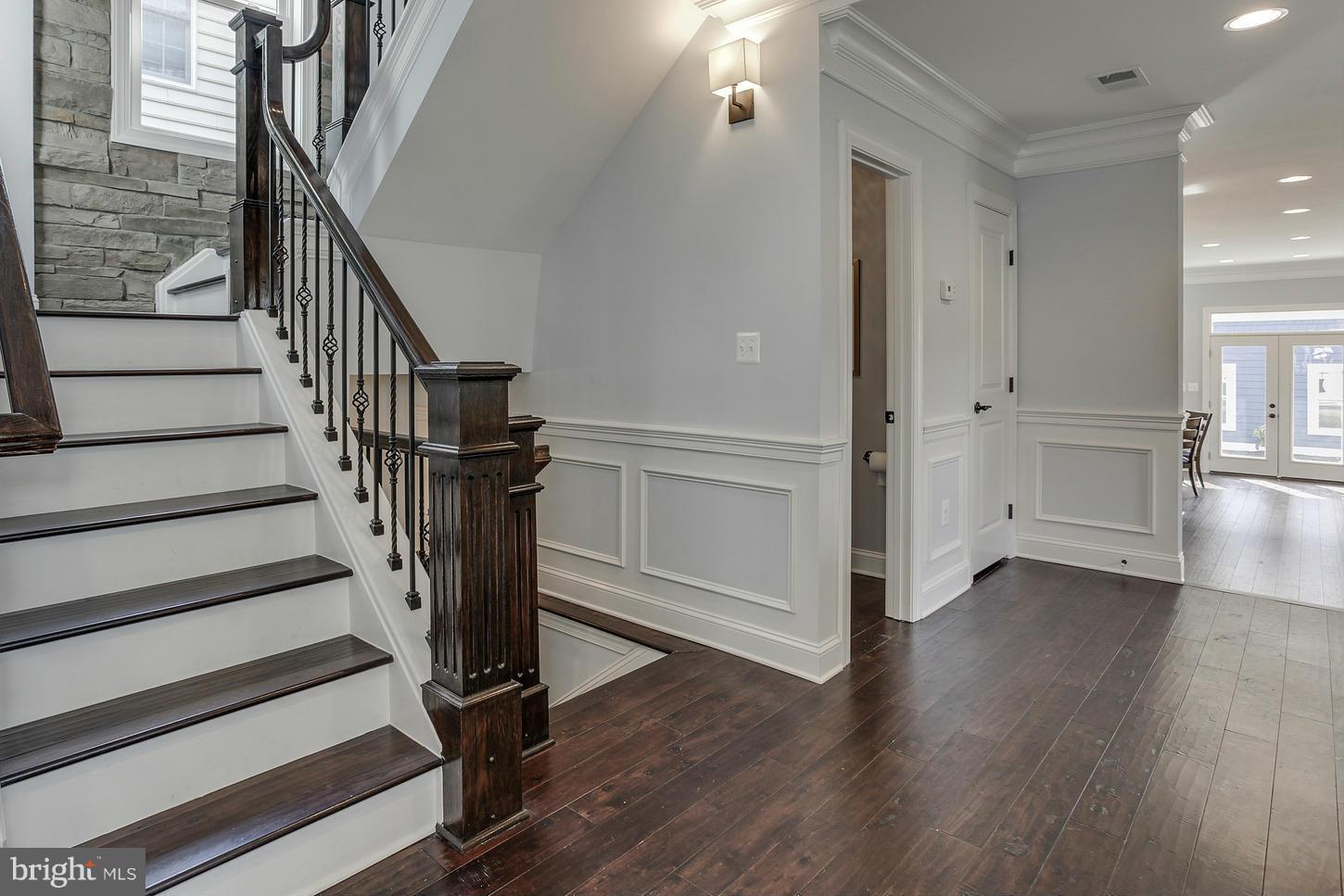 PALISADE GARDENS - Residential