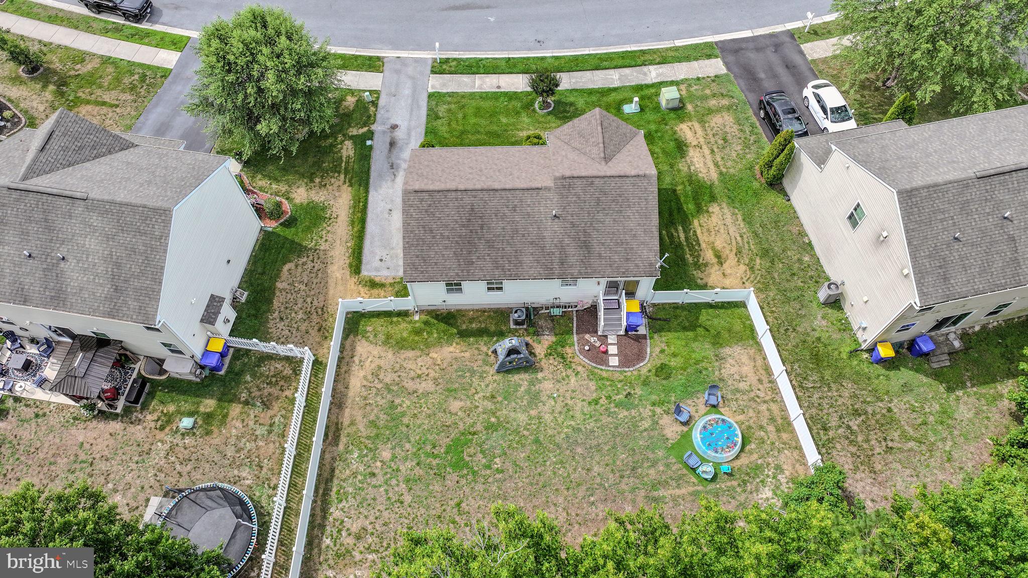 27946 HOME FARM DRIVE