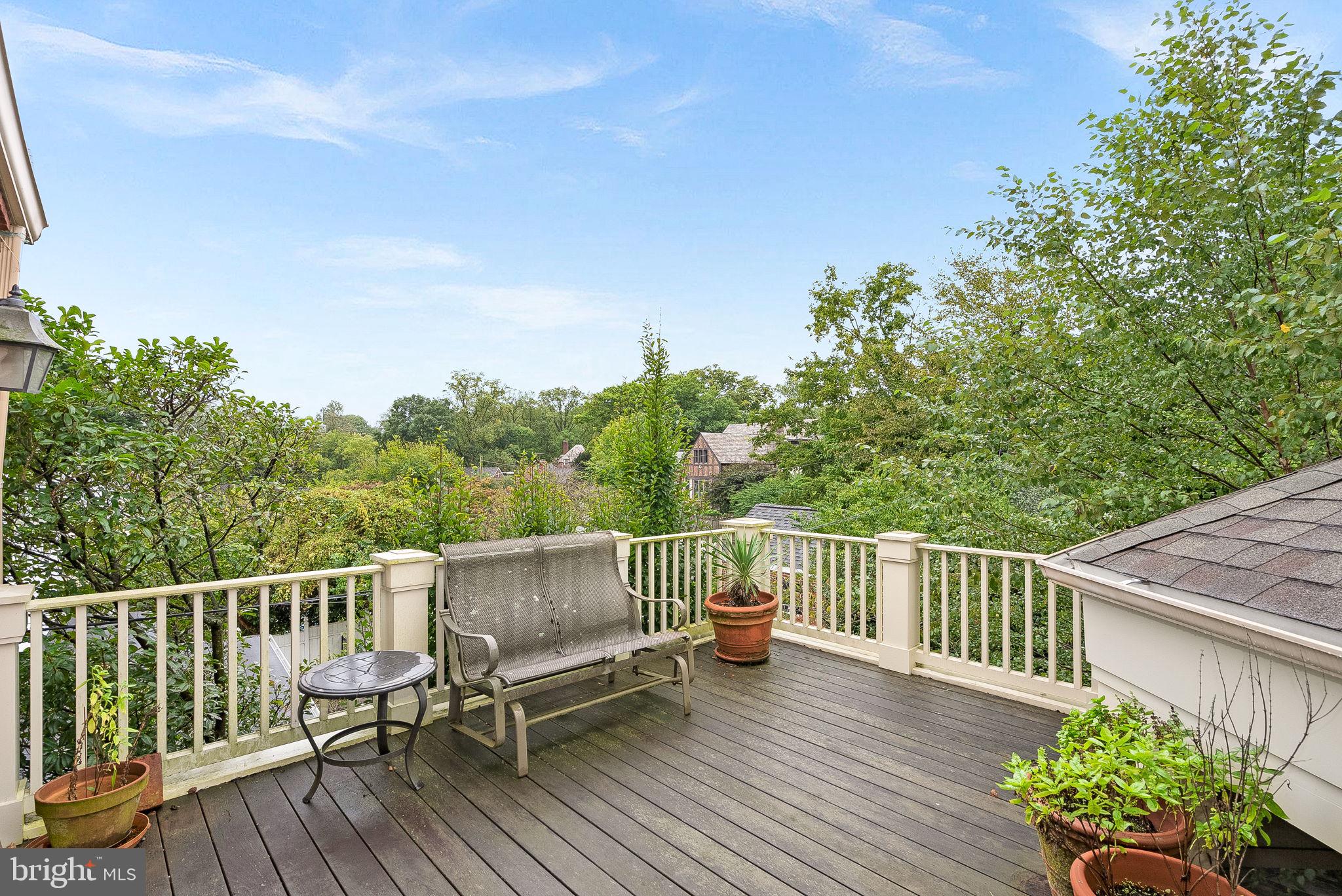 NORTH HILLS - Residential