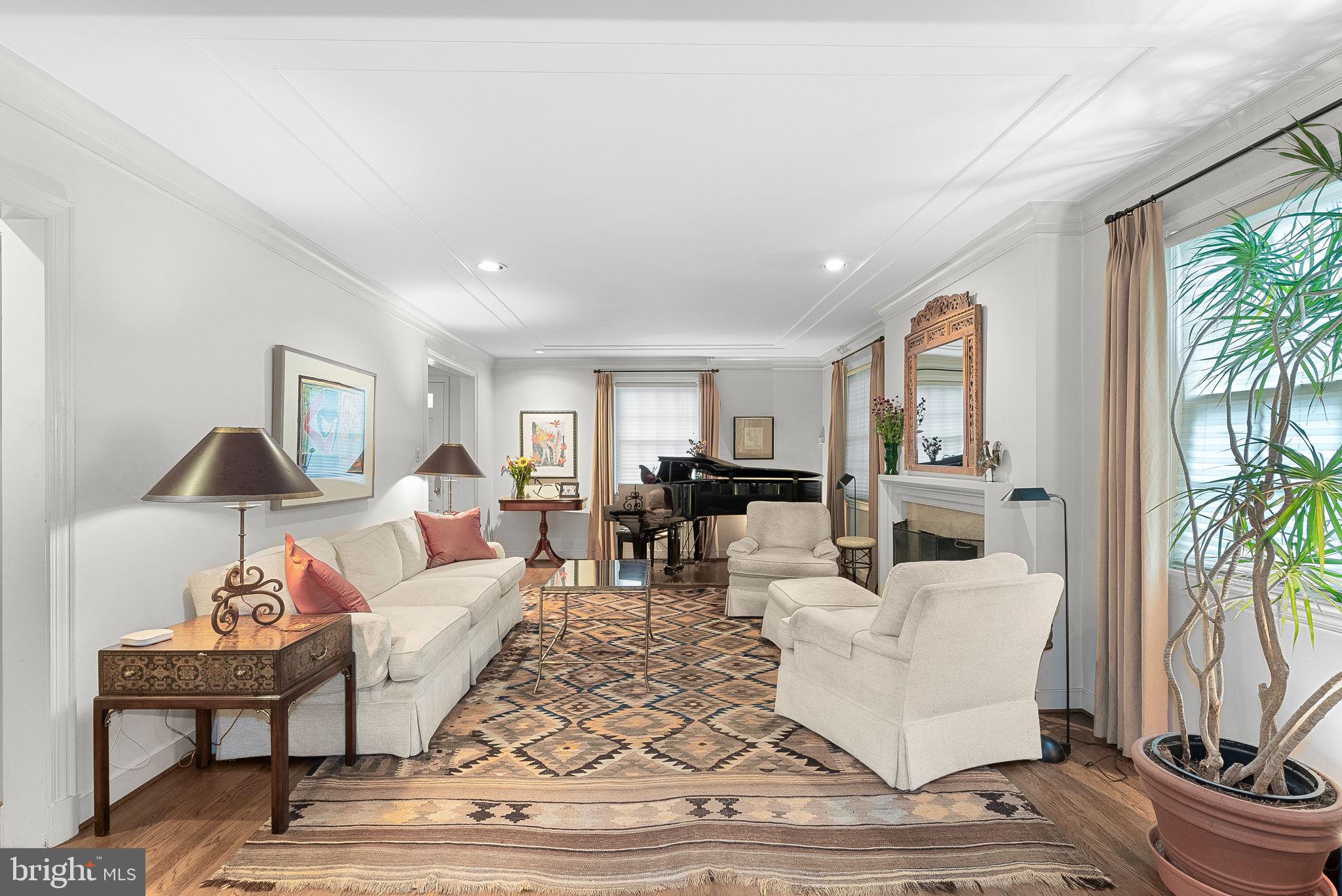 NORTH HILLS - Residential