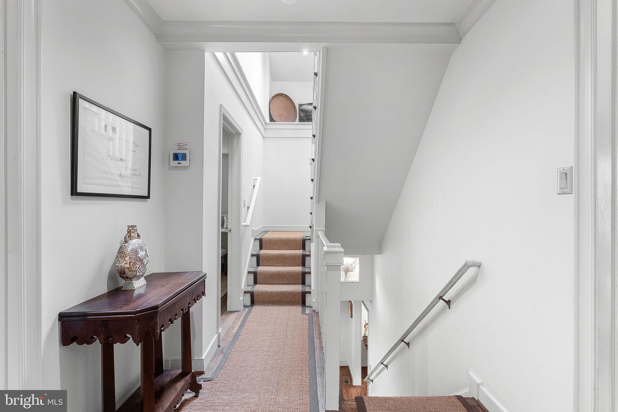 NORTH HILLS - Residential