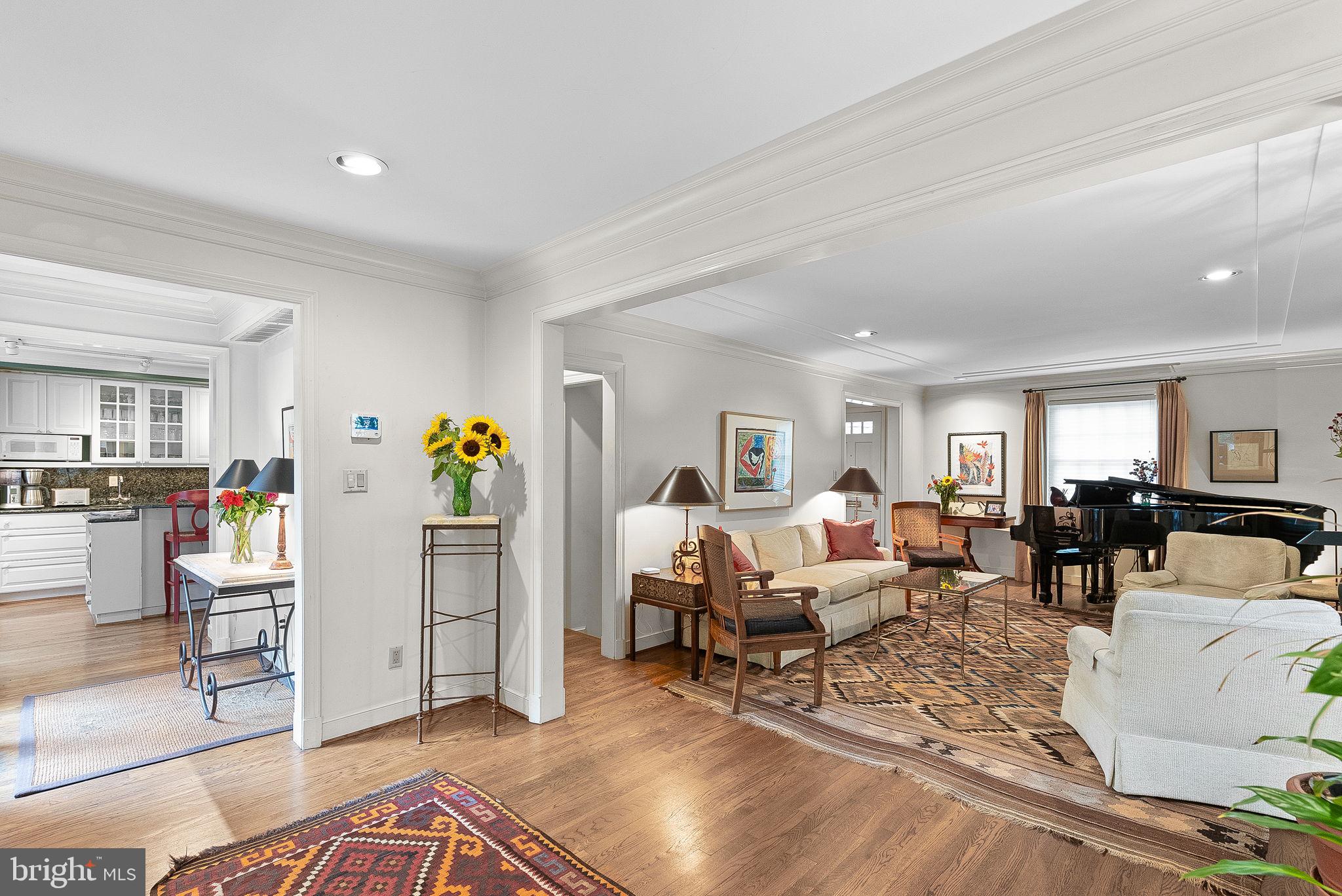 NORTH HILLS - Residential