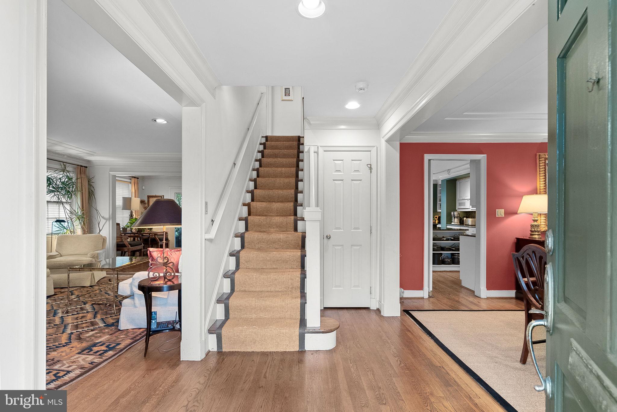 NORTH HILLS - Residential